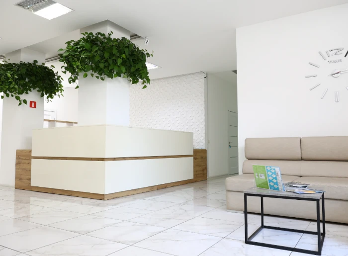 Приватна медична клініка "Оксфорд Медікал" на Руській, 17