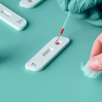 Все про коронавірус: симптоми, поради, лікування, де можна пройти тестування